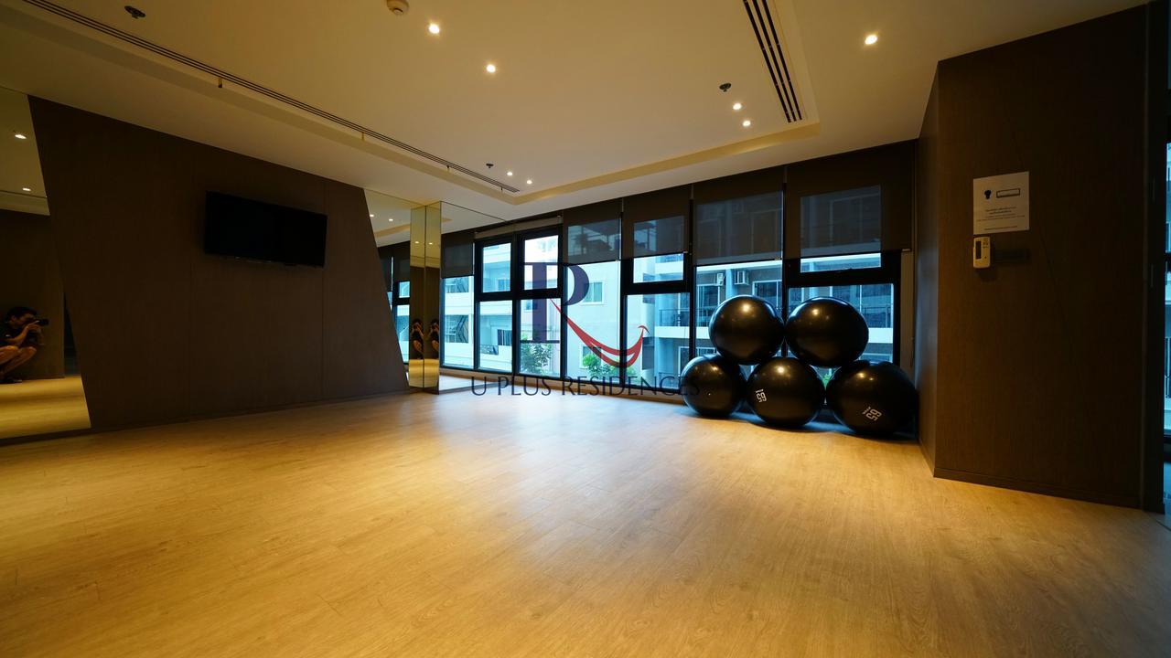 The Base Pattaya Apartment Luaran gambar