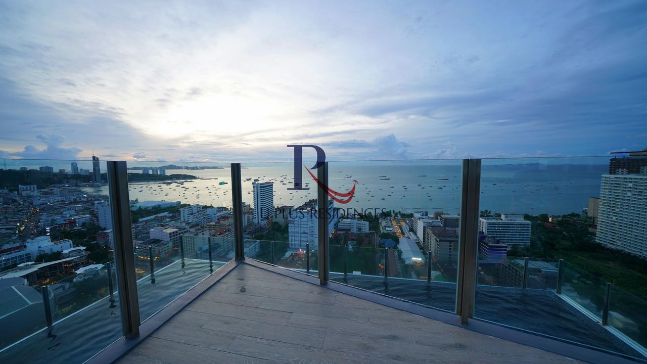 The Base Pattaya Apartment Luaran gambar