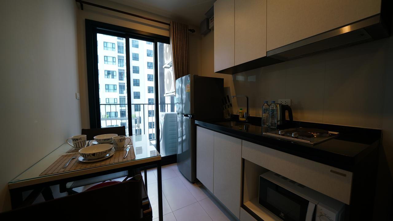 The Base Pattaya Apartment Luaran gambar