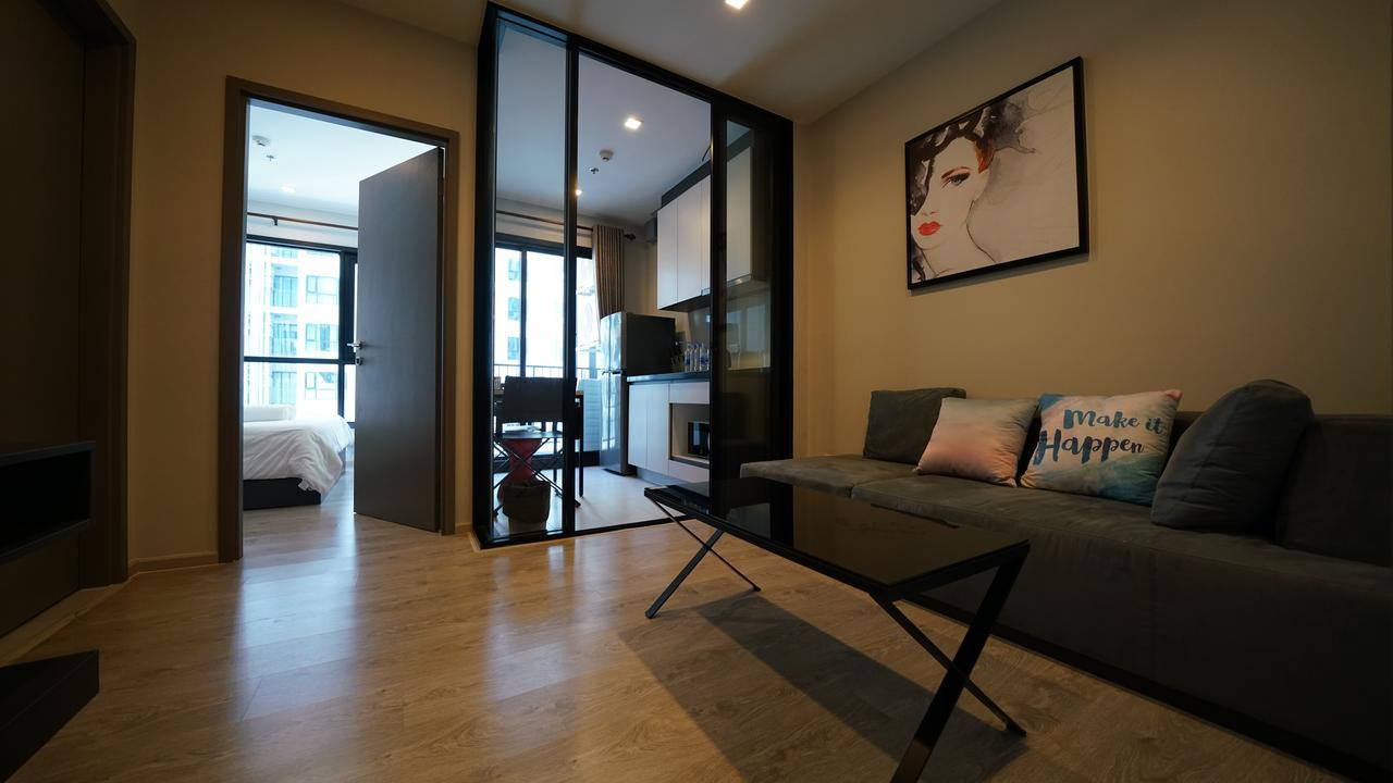 The Base Pattaya Apartment Luaran gambar