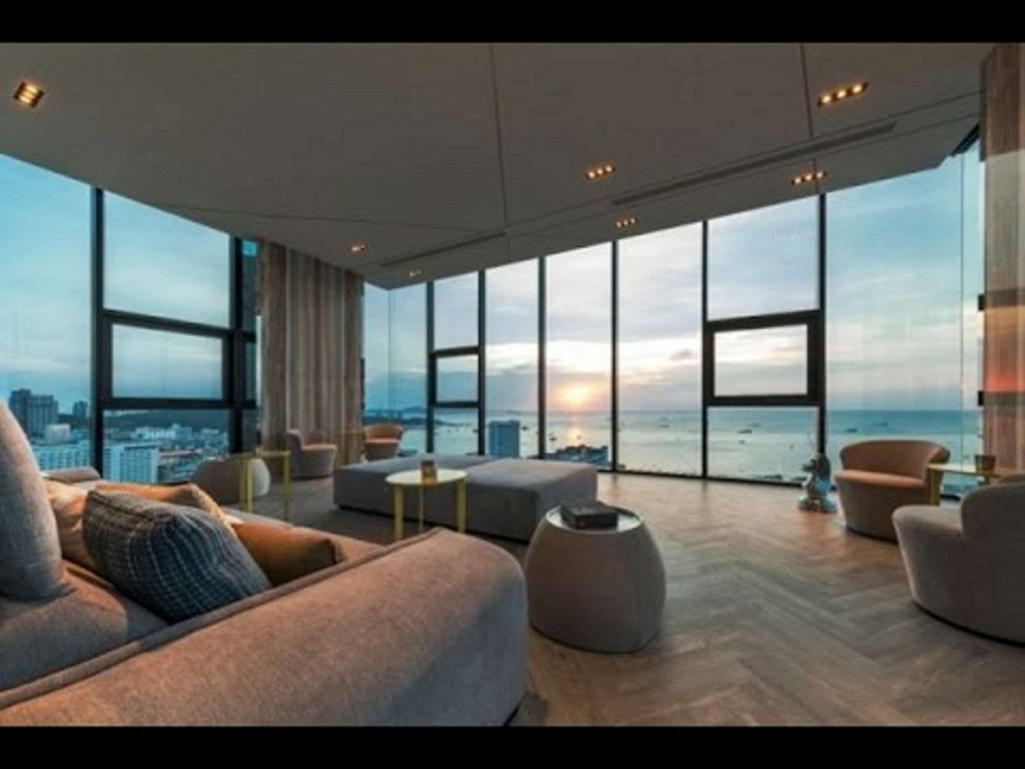 The Base Pattaya Apartment Luaran gambar